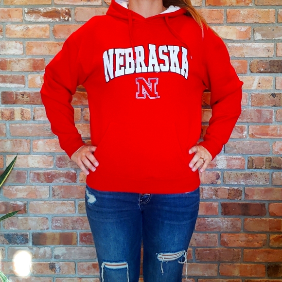 Stadium Athletics Tops - Nebraska Husker pullover sweatshirt